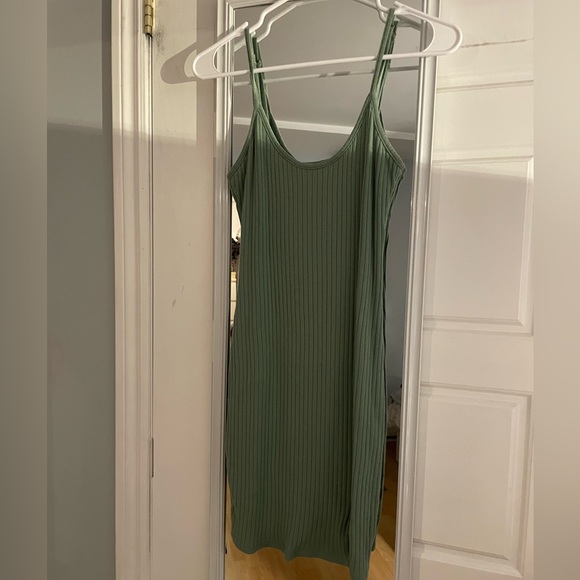 SHEIN: Mint split hem bodycon dress - Picture 4 of 6